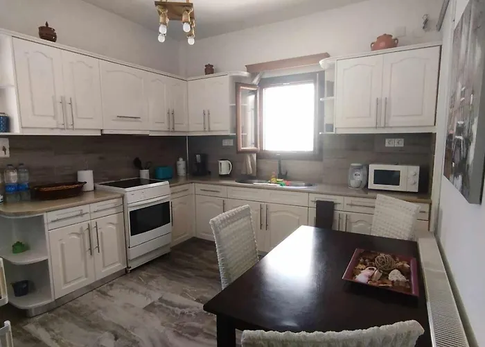 Semesterbostad Lemonia